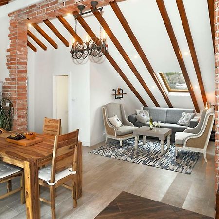 Apartment Holiday In Подстрана Екстериор снимка