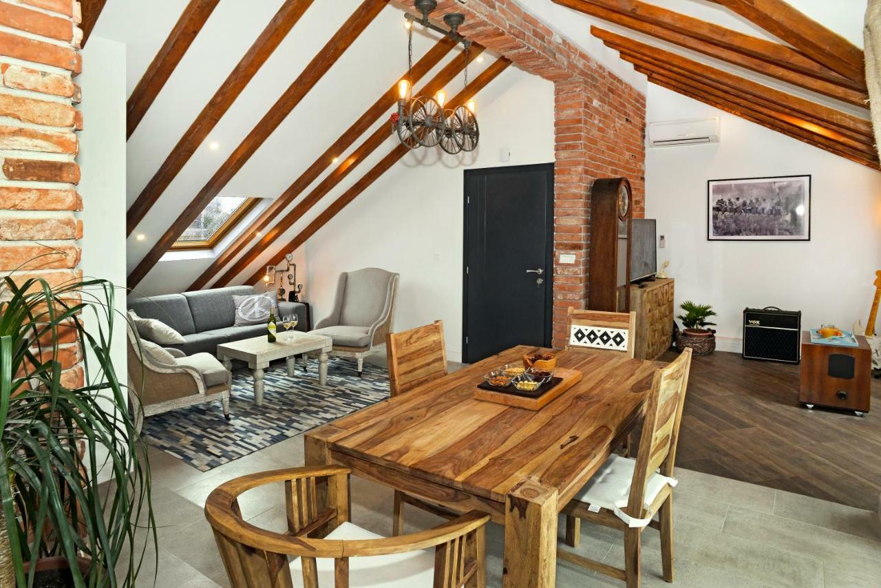 Apartment Holiday In Подстрана Екстериор снимка