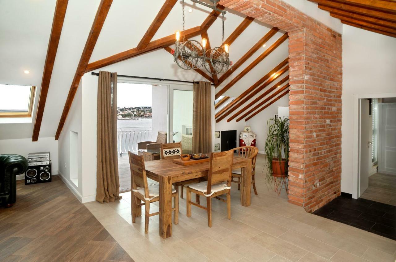 Apartment Holiday In Подстрана Екстериор снимка